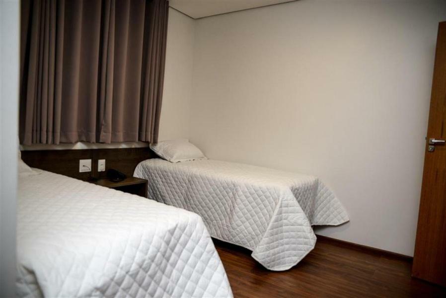 Grand Cafe Hotel Manhuacu Eksteriør bilde